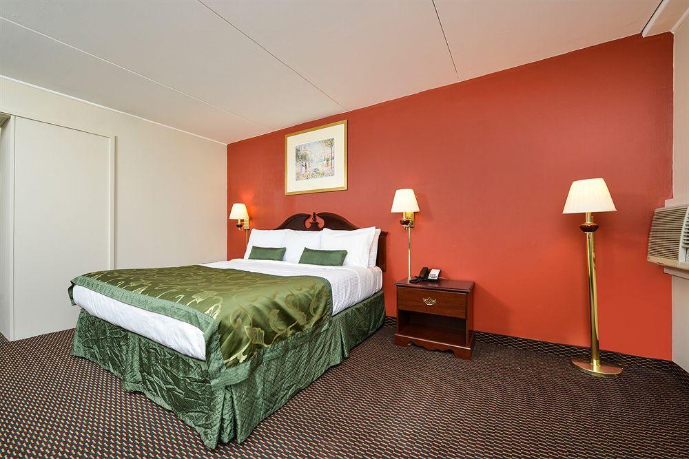 Center Street Value Inn Auburn Exteriér fotografie