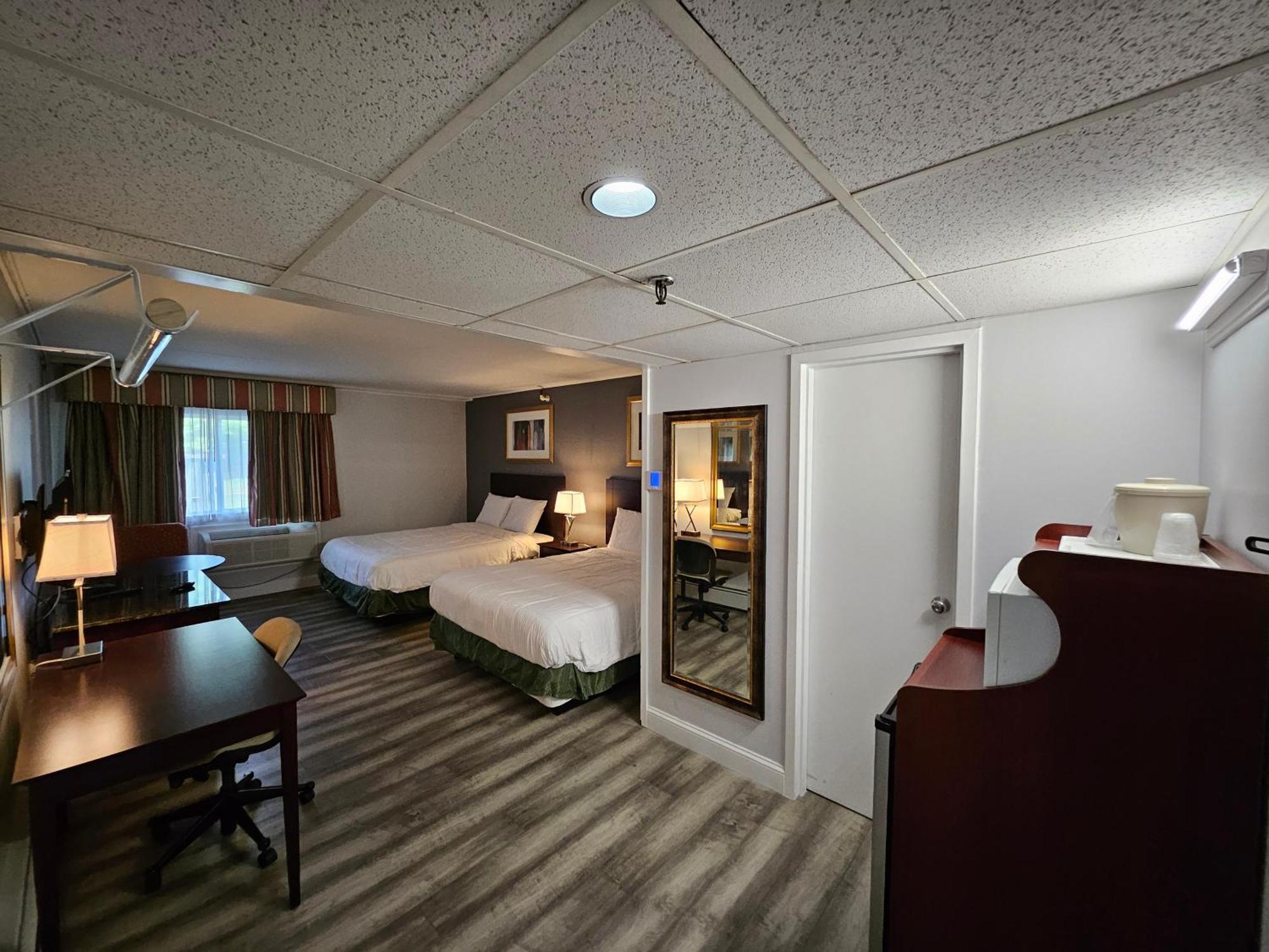 Center Street Value Inn Auburn Exteriér fotografie