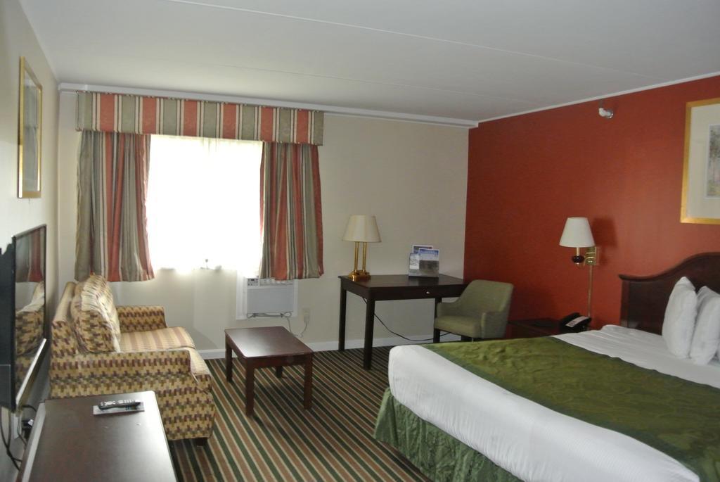 Center Street Value Inn Auburn Exteriér fotografie