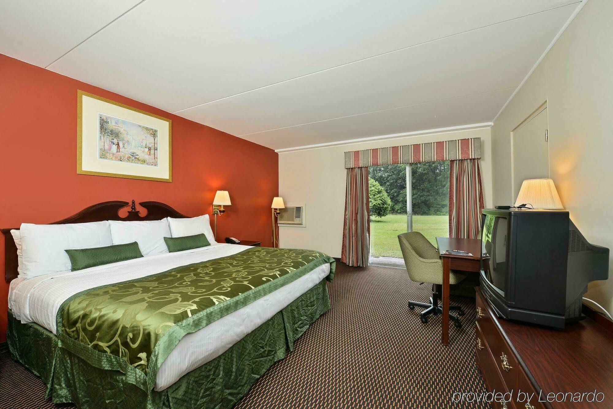Center Street Value Inn Auburn Exteriér fotografie